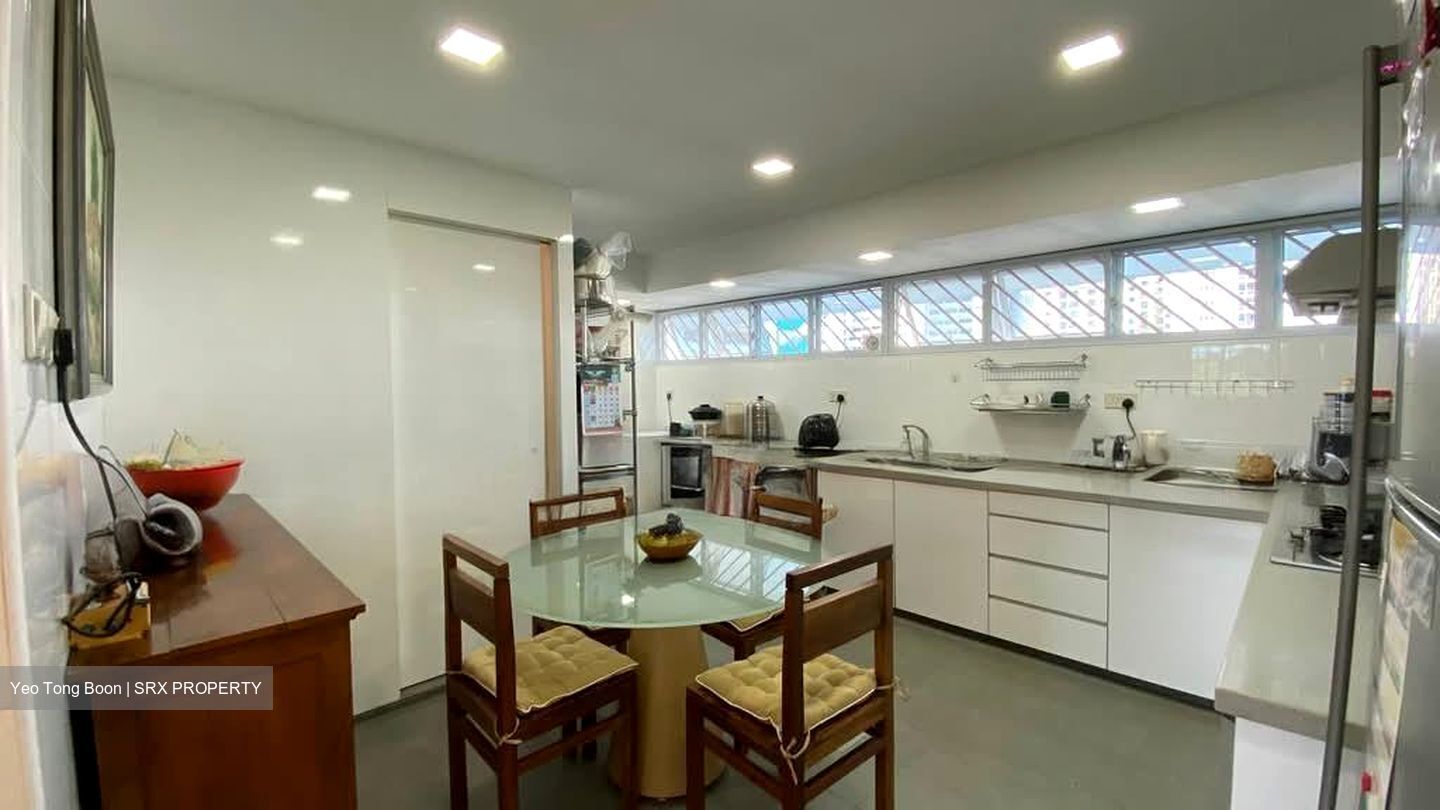 Queensway Tower / Queensway Shopping Centre (D3), Apartment #553784461